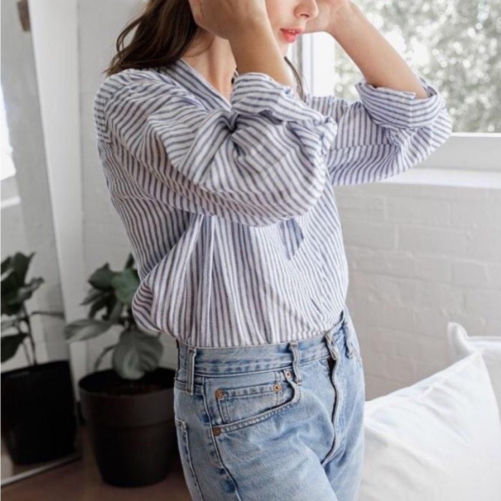Abercrombie & Fitch Blue stripe button down